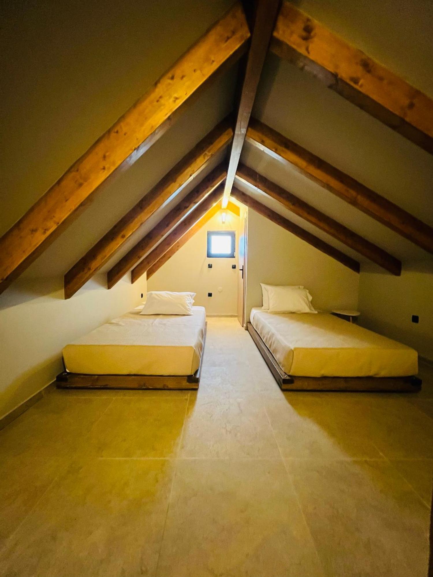 Athilia Aparthotel Nikiana Bagian luar foto