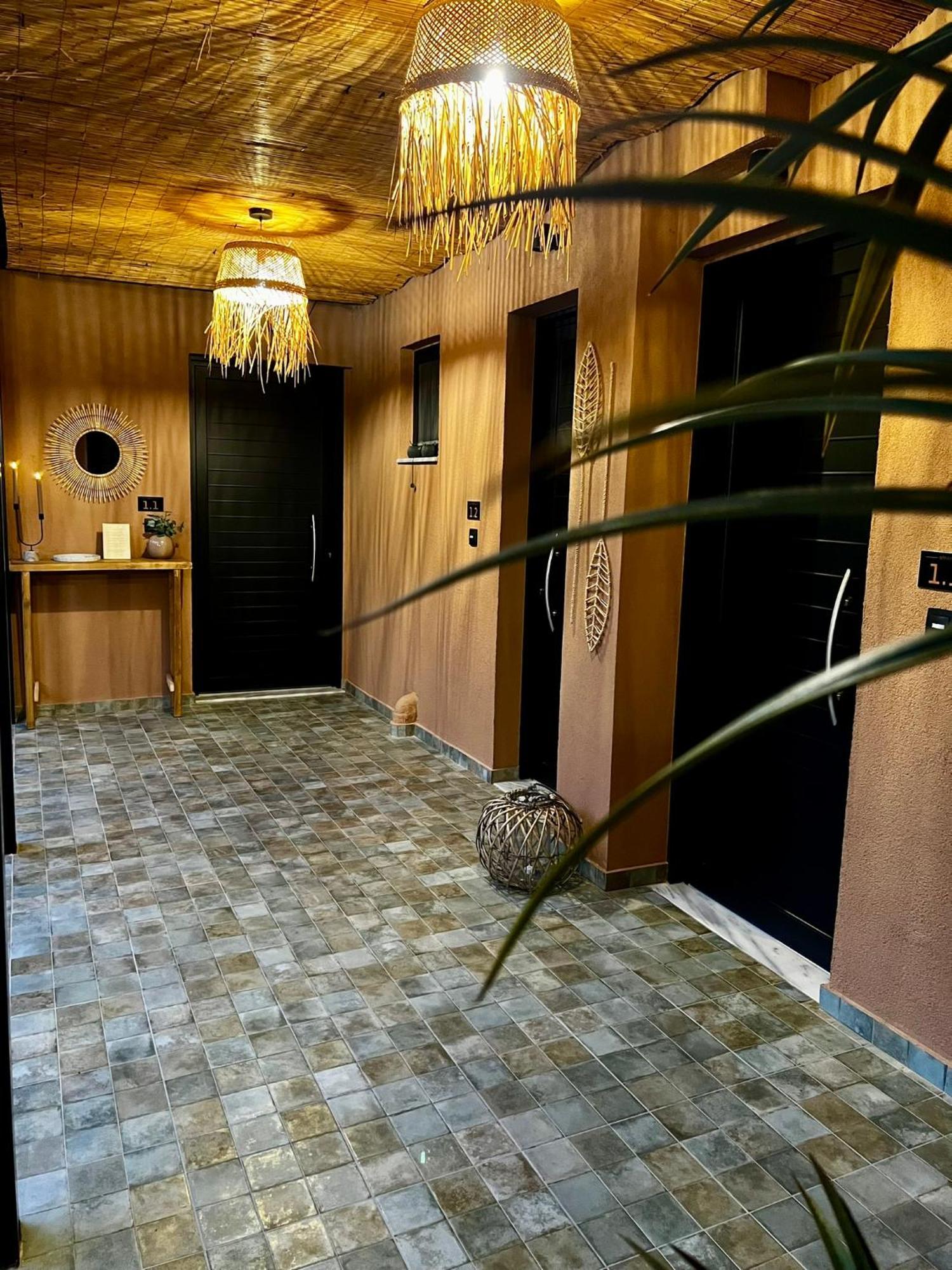 Athilia Aparthotel Nikiana Bagian luar foto
